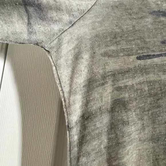 White Crow long sleeved - Picture 8 of 9